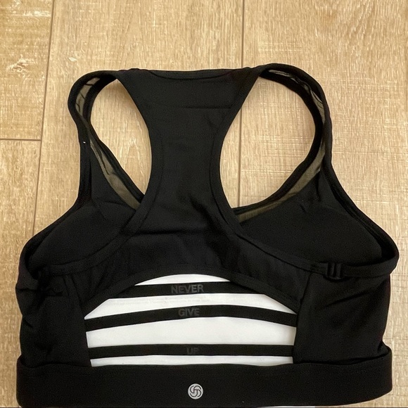 SOLID BLACK SPORTS BRA & HIGH-RISE LEGGINGS SET W/ STASH POCKETS - SZ: M & L - Picture 8 of 15